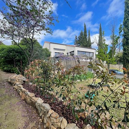 Proche Lac du Salagou, Chambre agréable avec salle d'eau et WC privé Lacoste  Exterior foto