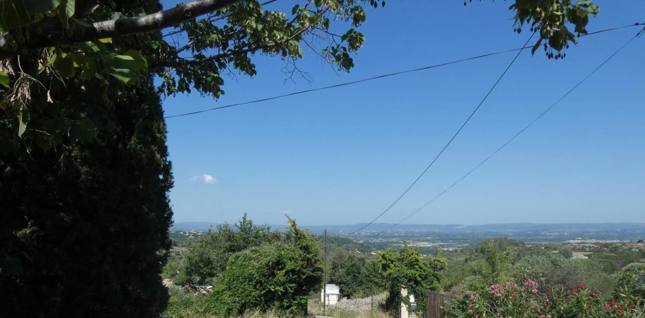 Proche Lac du Salagou, Chambre agréable avec salle d'eau et WC privé Lacoste  Exterior foto