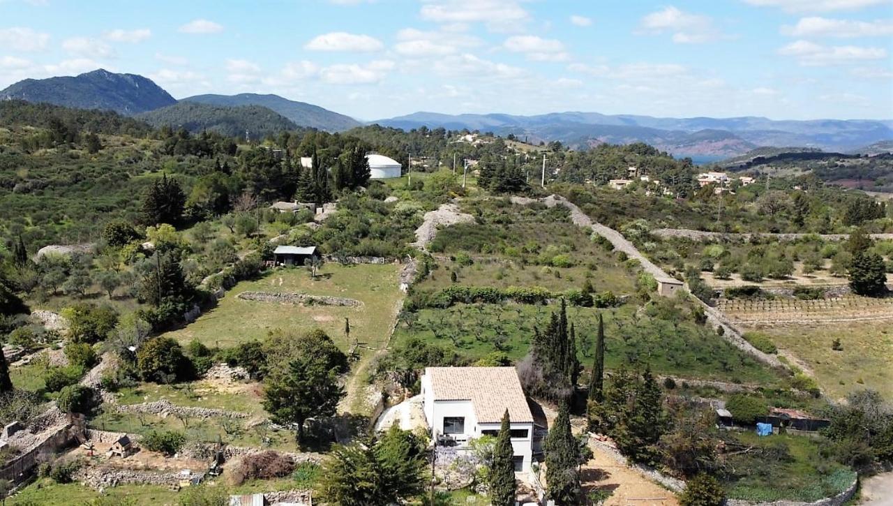 Proche Lac du Salagou, Chambre agréable avec salle d'eau et WC privé Lacoste  Exterior foto