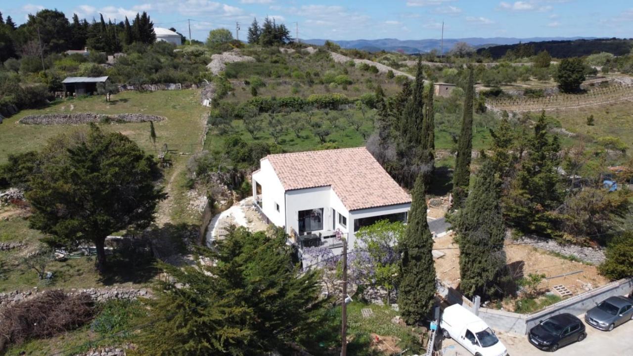 Proche Lac du Salagou, Chambre agréable avec salle d'eau et WC privé Lacoste  Exterior foto